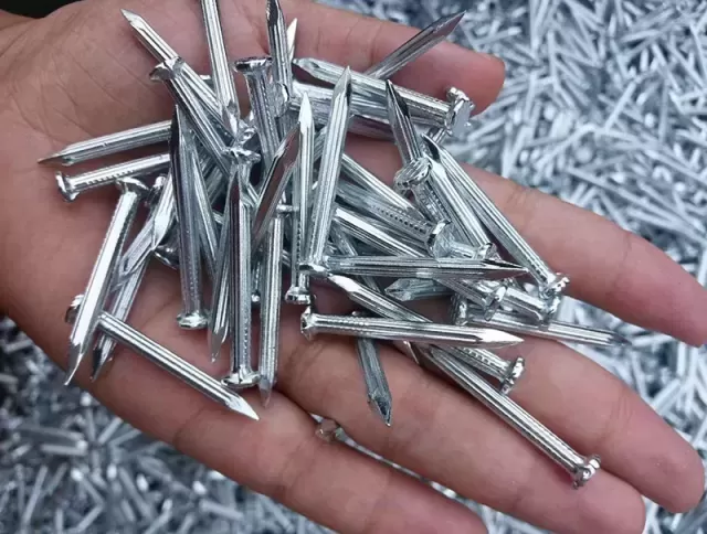 https://www.wireandmesh.net/nails/concrete-steel-nails.html